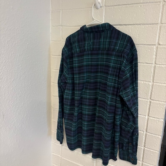 LL BEAN all season flannel shirt in green and blue - Picture 3 of 4